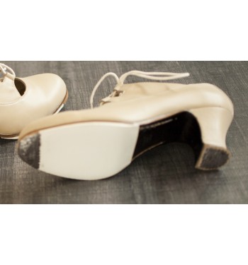 Zapato flamenco acordonado  2