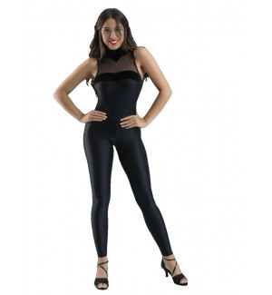 Mono sin mangas cuello alto.