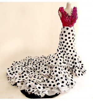 Bata de cola con doble... 2